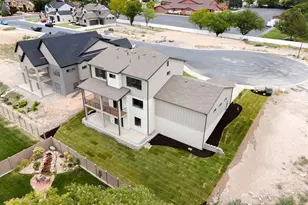 1699 N Siena Cir, Pleasant Grove, UT 84062 - Photo 24