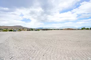 2441 E Ranch Rd, Eagle Mountain, UT 84005 - Photo 10