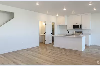 573 N 300 W, Smithfield, UT 84335 - Photo 8