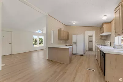 184 W Center, Kanarraville, UT 84742 - Photo 8