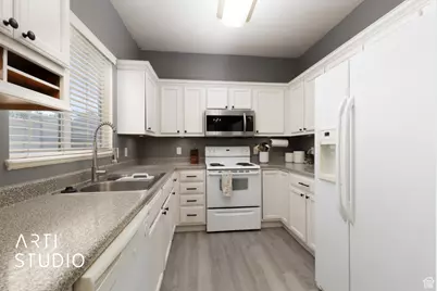 5582 Washoe Cv, West Jordan, UT 84088 - Photo 16