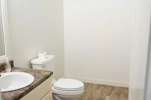 1060 Searle Ln E, Eagle Mountain, UT 84005 - Photo 24