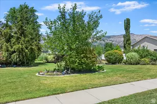 112 E 1475 N, Harrisville, UT 84404 - Photo 2