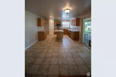 4879 S 5050 W, Hooper, UT 84315 - Photo 10