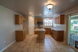 4879 S 5050 W, Hooper, UT 84315 - Photo 10