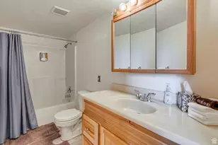 495 W Buttercup Ln N, Garden City, UT 84028 - Photo 28