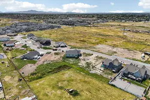 3634 S Macy Ln, West Haven, UT 84401 - Photo 10