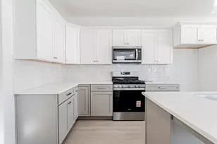 2911 N Purpletop Ln, Saratoga Springs, UT 84045 - Photo 4