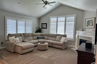 512 Meadow Ranch Ln E, Saratoga Springs, UT 84045 - Photo 8