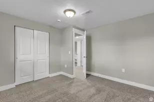 4909 W Sakura Ct, West Jordan, UT 84081 - Photo 20