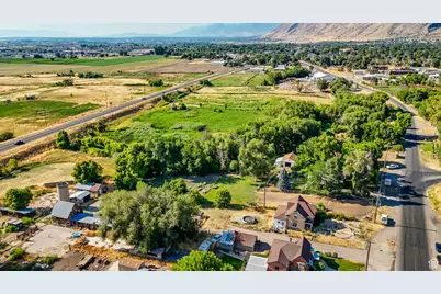 1632 S Main St, Springville, UT 84663 - Photo 24