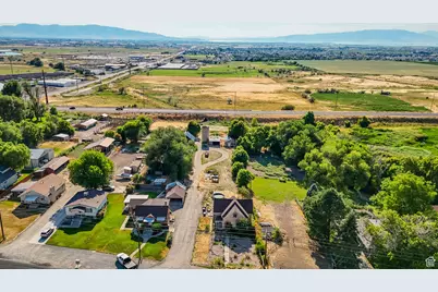 1632 S Main St, Springville, UT 84663 - Photo 80