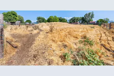 1632 S Main St, Springville, UT 84663 - Photo 52