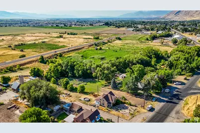 1632 S Main St, Springville, UT 84663 - Photo 38