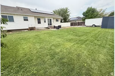 2142 E Fall St, Eagle Mountain, UT 84005 - Photo 28