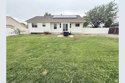 2142 E Fall St, Eagle Mountain, UT 84005 - Photo 28