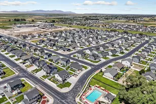 835 S Criddle Rd W, Syracuse, UT 84075 - Photo 26