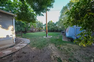 327 E 1000 N, Harrisville, UT 84404 - Photo 52