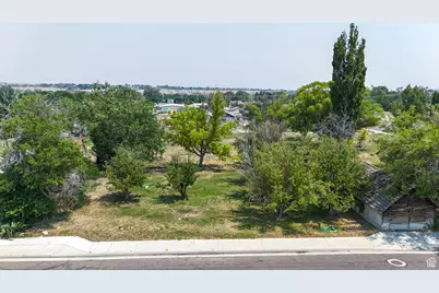 375 S 100 W, Orangeville, UT 84537 - Photo 12