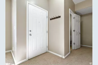 7908 S Cold Stone Ln W, West Jordan, UT 84081 - Photo 10