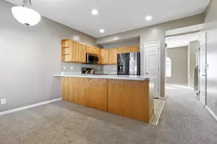 7908 S Cold Stone Ln W, West Jordan, UT 84081 - Photo 2