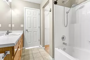 7908 S Cold Stone Ln W, West Jordan, UT 84081 - Photo 8