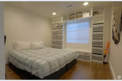 2444 N Stanley Crane Dr, Clinton, UT 84015 - Photo 8