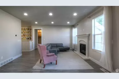 2444 N Stanley Crane Dr, Clinton, UT 84015 - Photo 2