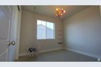 2444 N Stanley Crane Dr, Clinton, UT 84015 - Photo 18