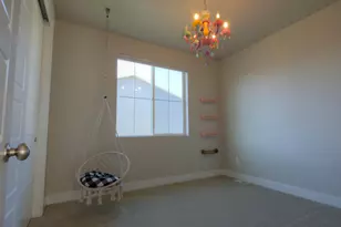 2444 N Stanley Crane Dr, Clinton, UT 84015 - Photo 18