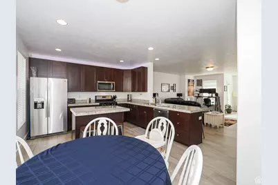 1788 W Torlundy Dr, Riverton, UT 84065 - Photo 6