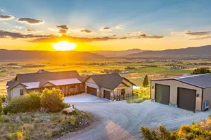 1212 Splendor Valley Rd, Marion, UT 84036 - Photo 2