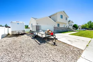 5343 W Ridge Brook Way, Salt Lake City, UT 84118 - Photo 4