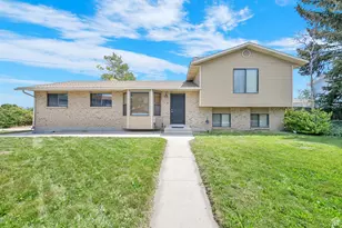 4891 W Calyx Circle, West Jordan, UT 84081 - Photo 2