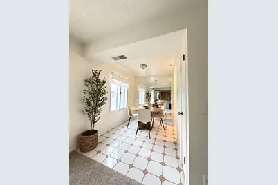 426 E Creekside Cir #B, Murray, UT 84107 - Photo 2