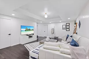 2321 E John Holladay Ct S, Holladay, UT 84117 - Photo 26