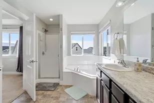 636 E Mount Dutton Way, Eagle Mountain, UT 84005 - Photo 20