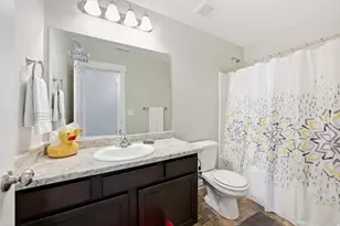 636 E Mount Dutton Way, Eagle Mountain, UT 84005 - Photo 26