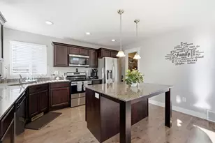 636 E Mount Dutton Way, Eagle Mountain, UT 84005 - Photo 10