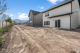 1075 W Audrey Ln S, Woods Cross, UT 84087 - Photo 24