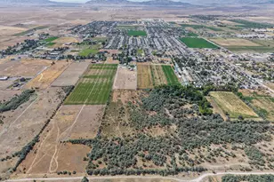 697 E Main St N, Grantsville, UT 84029 - Photo 12