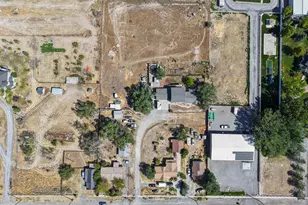 697 E Main St N, Grantsville, UT 84029 - Photo 8