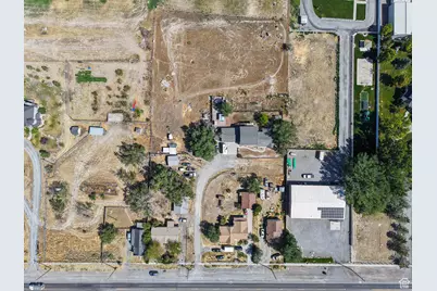 699 E Main St N, Grantsville, UT 84029 - Photo 26