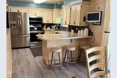 1515 E 720 S, Pleasant Grove, UT 84062 - Photo 10