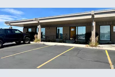 164 E 5900 S #A104, Murray, UT 84107 - Photo 4