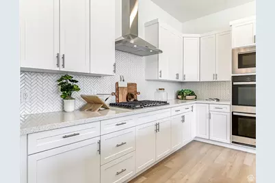 549 N Legend Way #B/467, Mapleton, UT 84664 - Photo 18