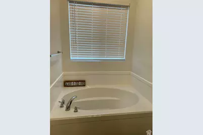 422 W 1360 N, Tooele, UT 84074 - Photo 16