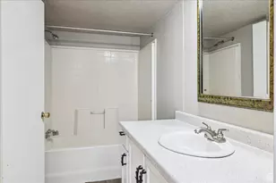 3860 Midland Dr, Roy, UT 84067 - Photo 16