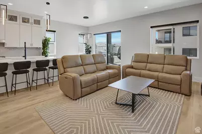 1611 W Laurel Chase Dr S, Riverton, UT 84065 - Photo 6