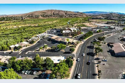 368 E Riverside Dr #1, Saint George, UT 84790 - Photo 8